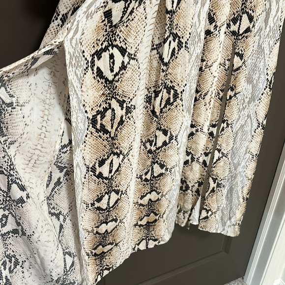 Topshop Midi Snakeskin Print Dress 12 - Picture 5 of 9